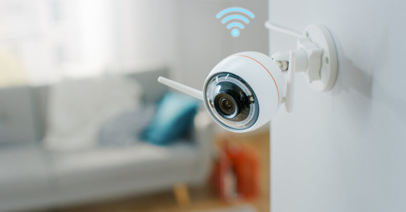 В поисках лучшей Wi-Fi видеокамеры. 2 звезды IT рынка России